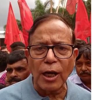 गलत काम करके कोई बच नहीं सकता: प्रधान के इस्तीफे पर सलीम का वक्तव्य